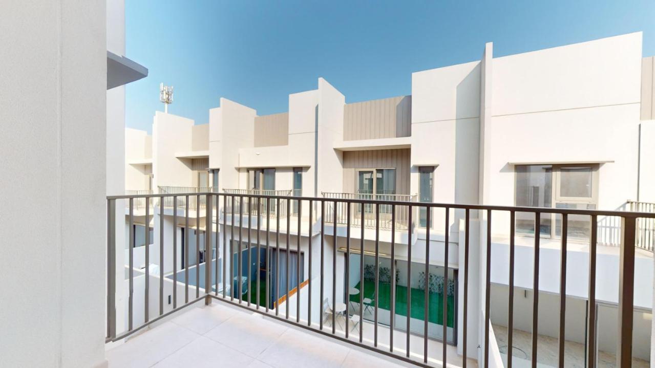 Mag Eye - Spacious Two Bedroom Townhouse Dubai Exterior photo