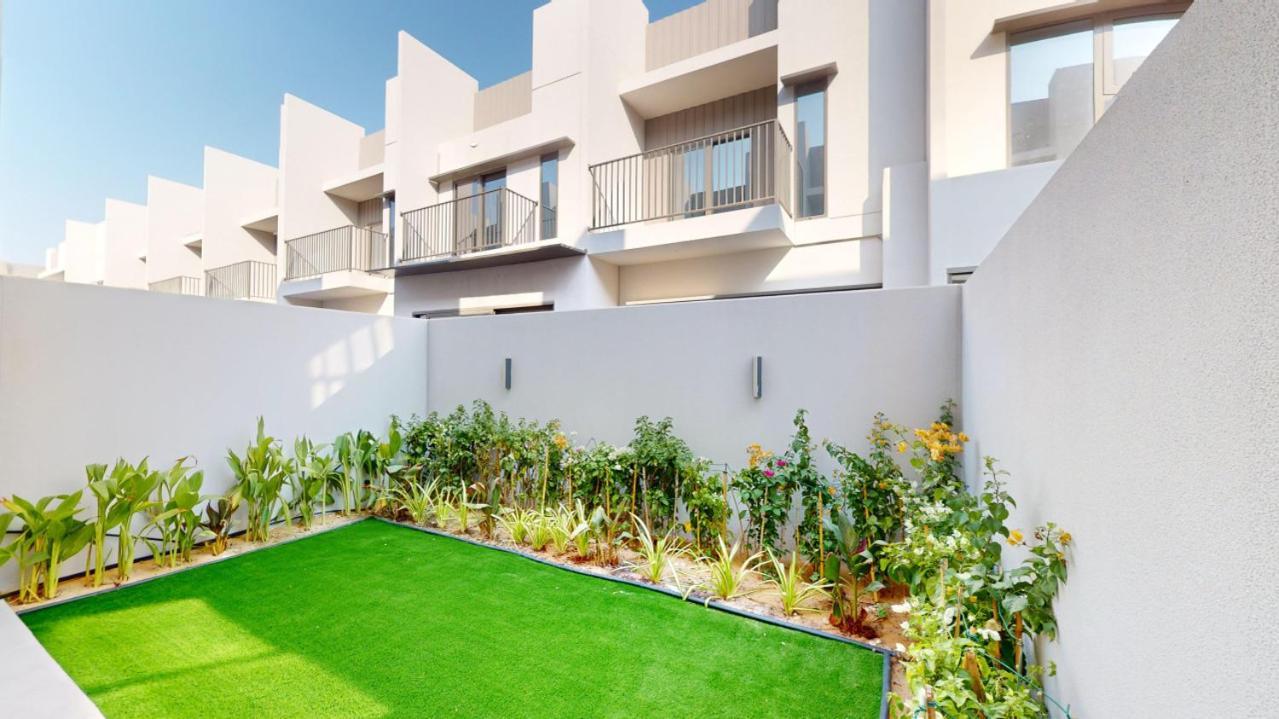 Mag Eye - Spacious Two Bedroom Townhouse Dubai Exterior photo